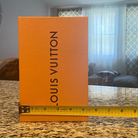 LOUIS VUITTON - Authentic Box - Picture 7 of 11